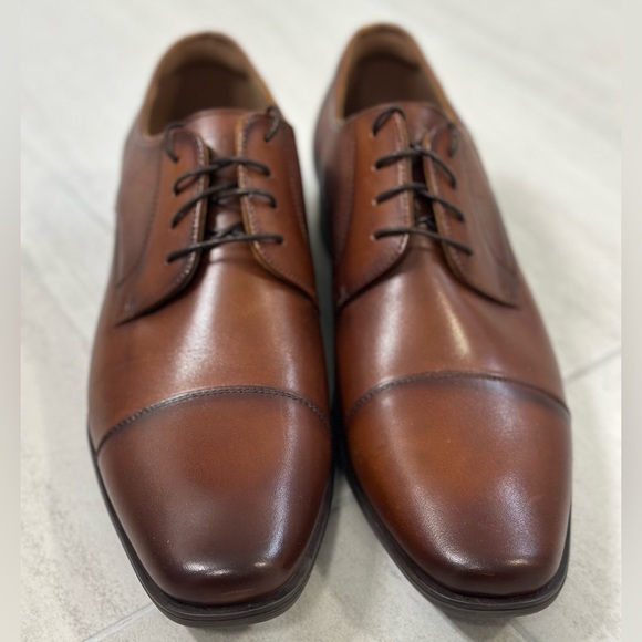 Florsheim Men’s Brown Dress Shoes - Picture 8 of 12